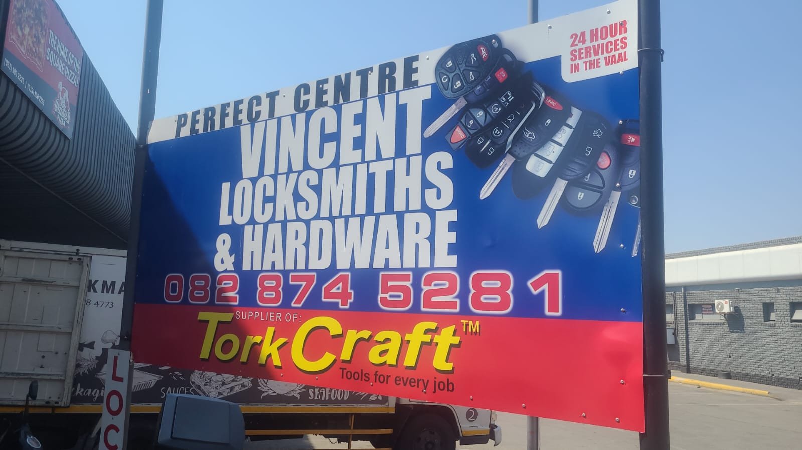 Vincent’s Locksmiths roadside sign advertising 24-hour services in the Vaal